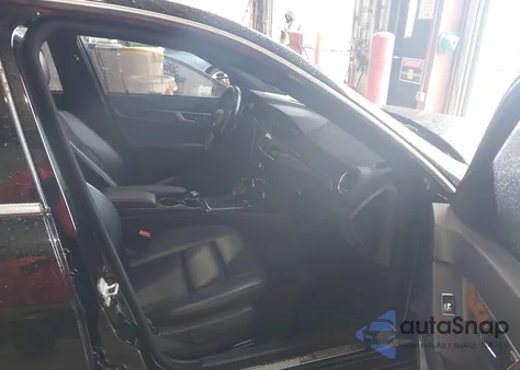 2014 Mercedes-Benz C 250 Luxury/Sport from USA, damaged, VIN WDDGF4HB4ER309280